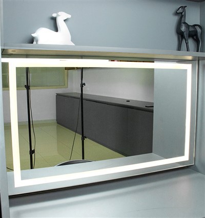 Automatic Lifting Vanity Mirror